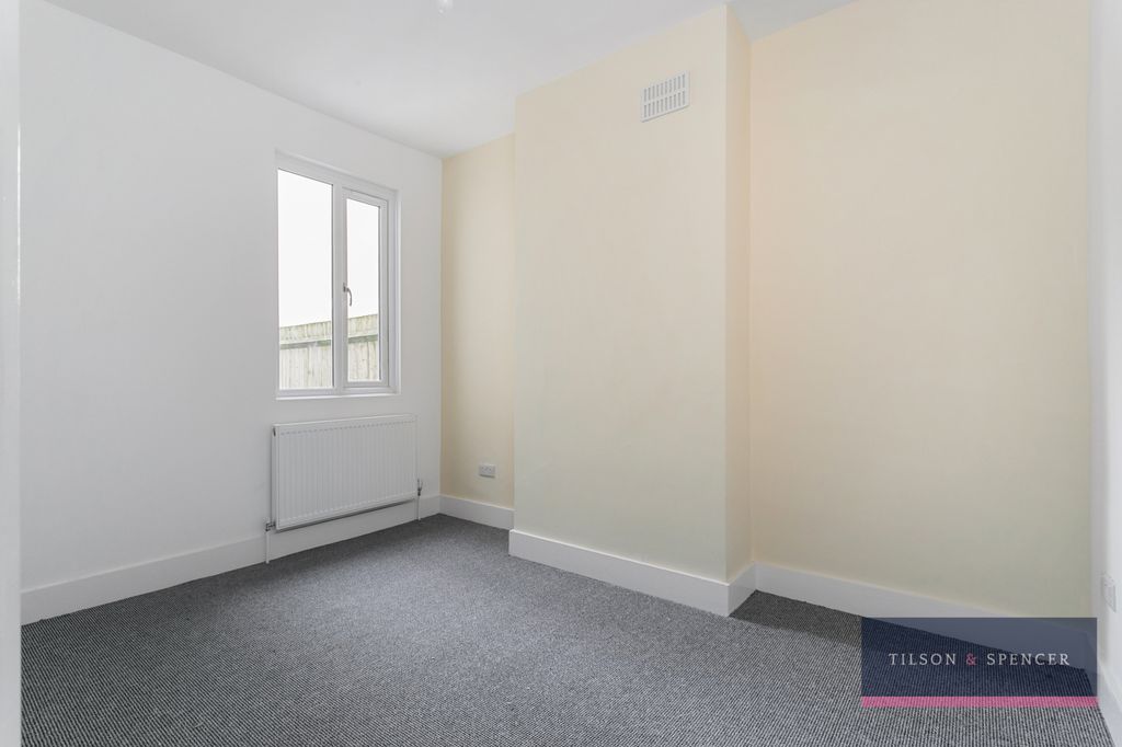 Property photo 3 of 15 3