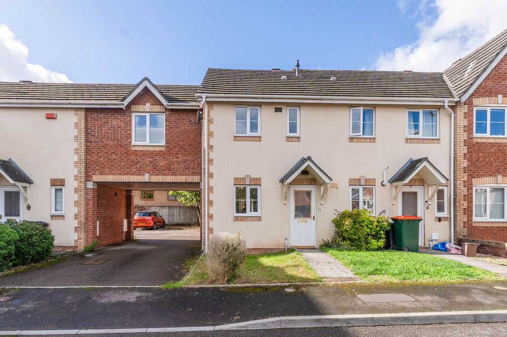 Property photo 1 of 15