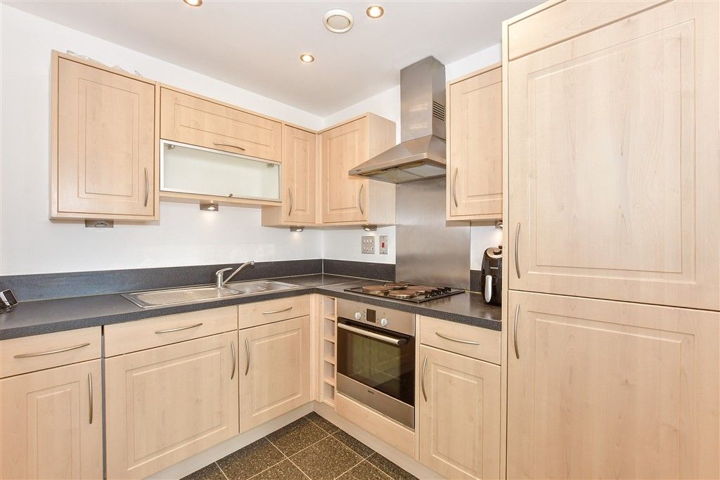 Property photo 3 of 15 Kitchen