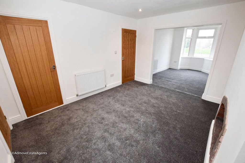 Property photo 2 of 20 Photo 16