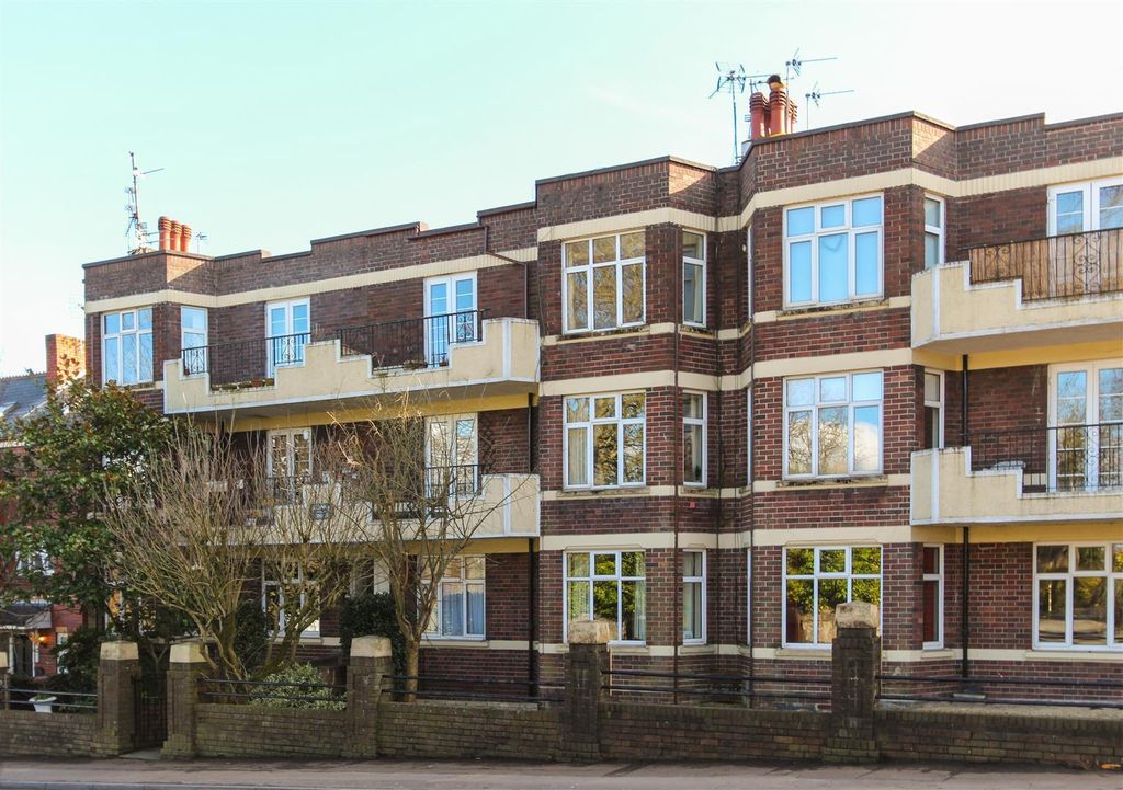 Property photo 1 of 15 Melrose Court.Jpg