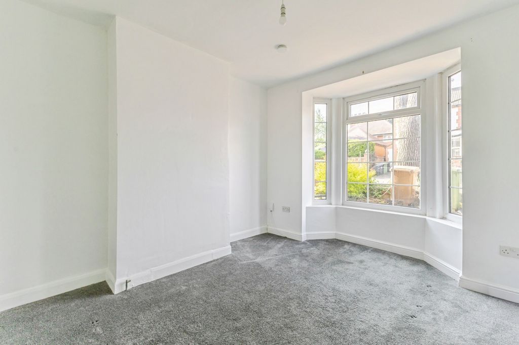 Property photo 3 of 25 Pbox-Img.Jpg