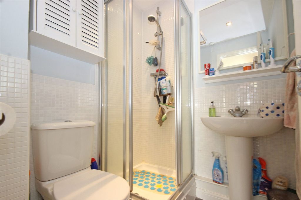 Additional image 8 of 2 bed flat to rentEmerson Square, Horfield, Bristol BS7