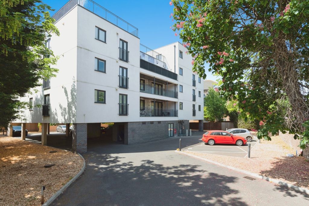 Property photo 1 of 17 Photo