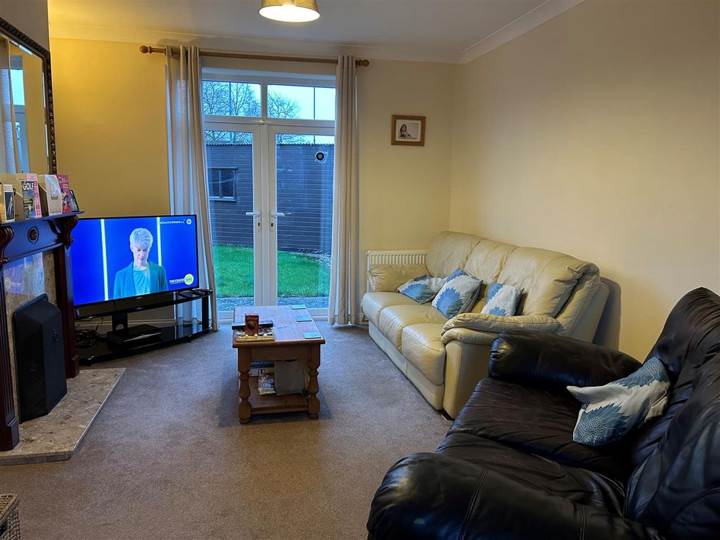 Property photo 3 of 8 Living Room.Jpg