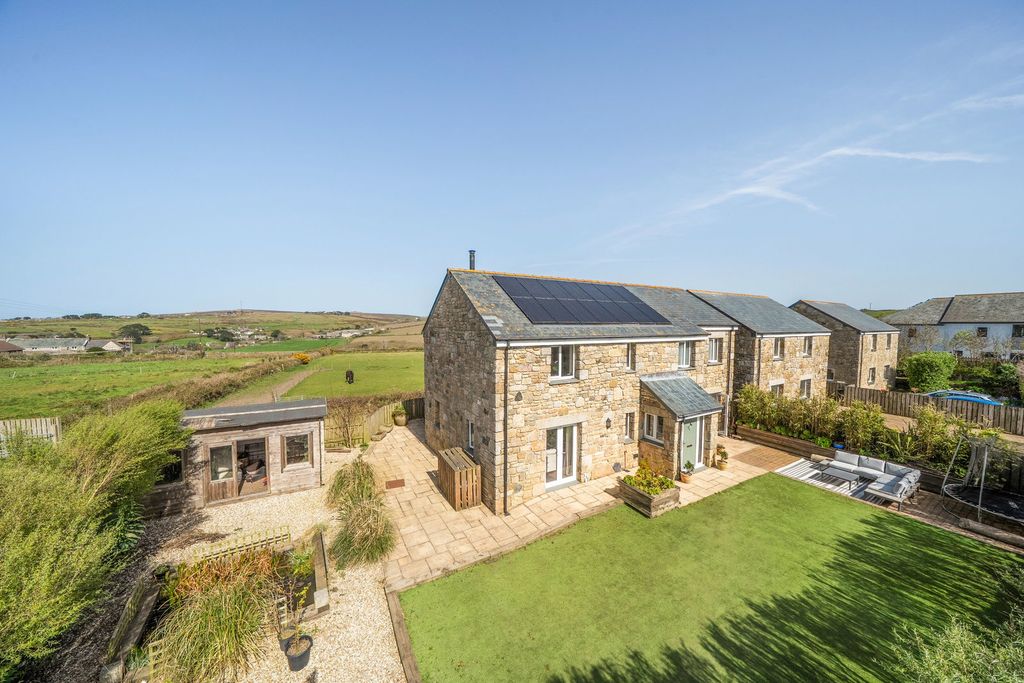 Property photo 2 of 24