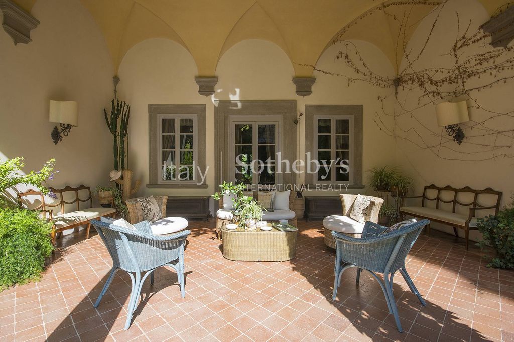 Property photo 3 of 27