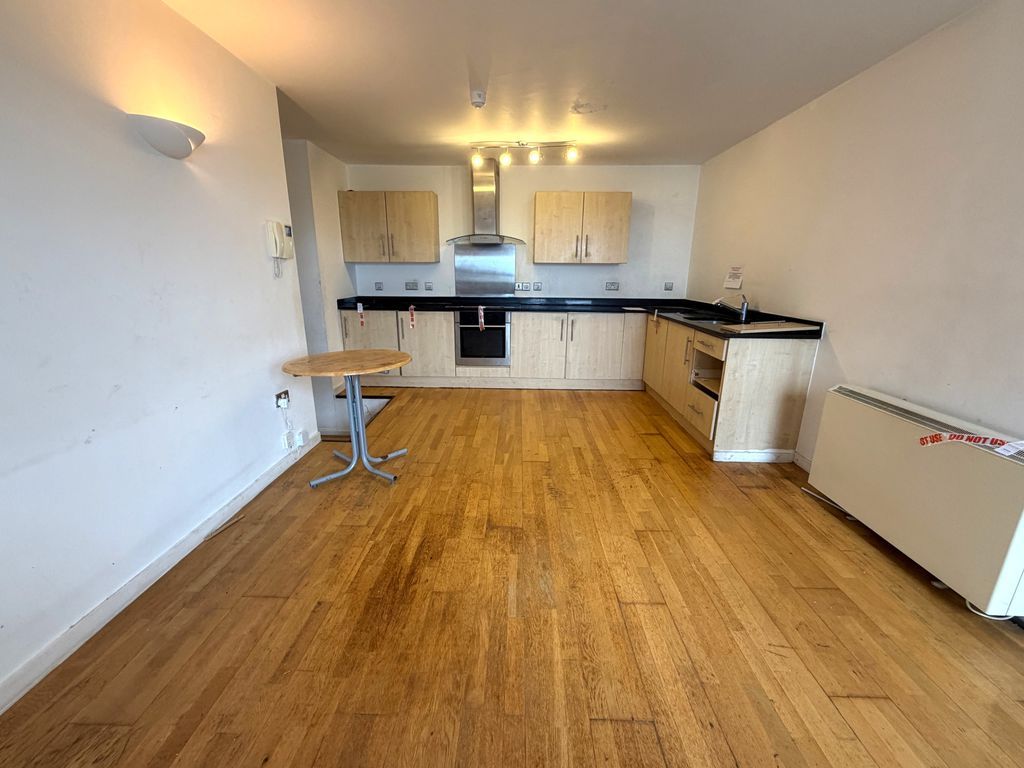 Property photo 2 of 14 Photo 3