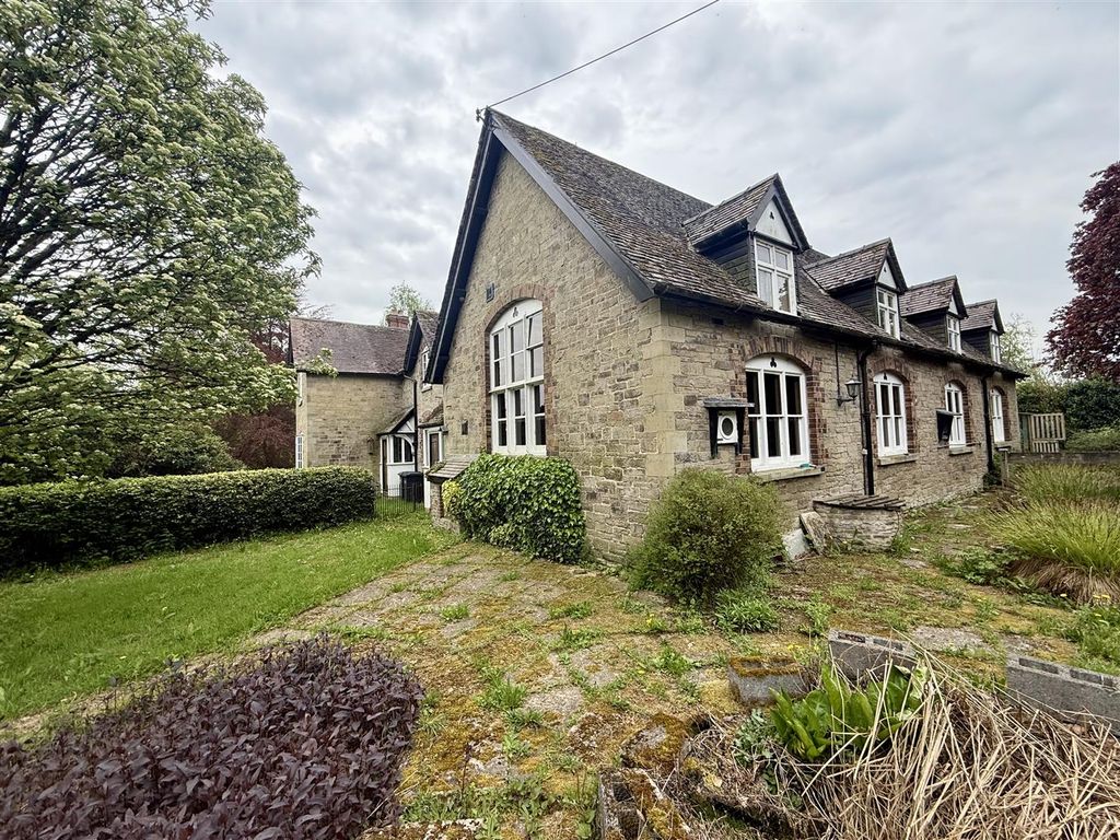 Property photo 3 of 28