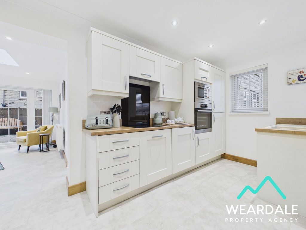 Property photo 3 of 31