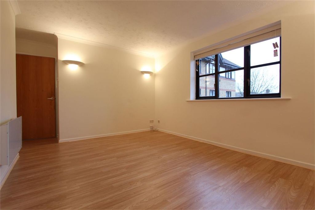 Property photo 2 of 9 7.Jpg