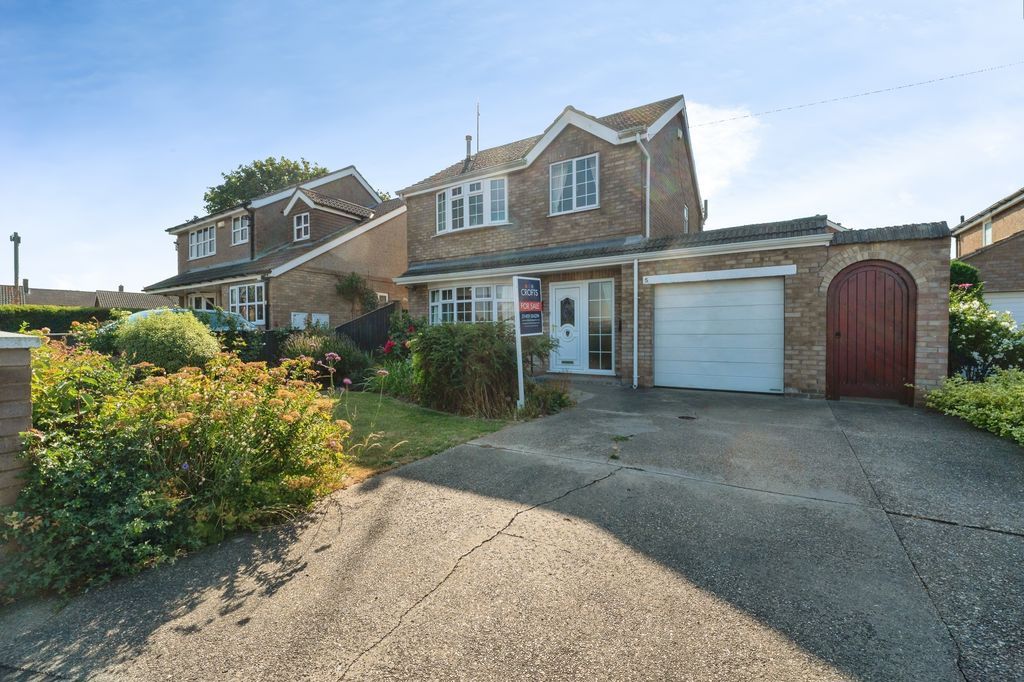 Property photo 1 of 17 Front