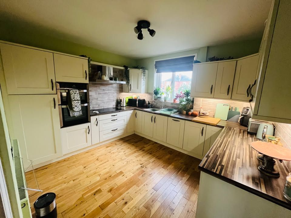 Property photo 2 of 15 54254254