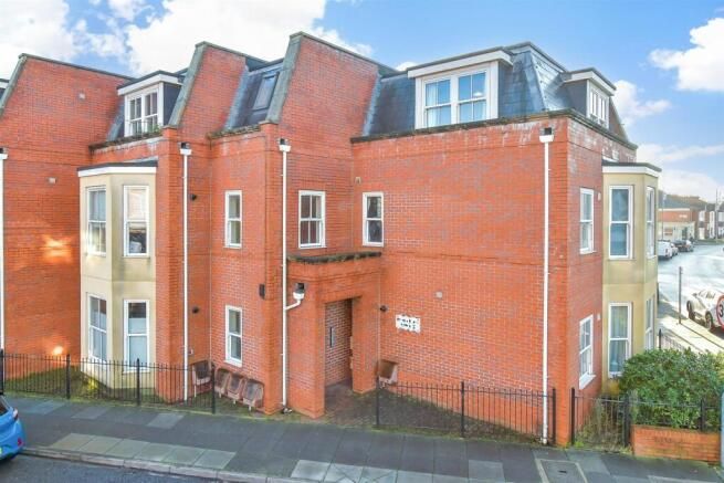 Property photo 3 of 7 Image