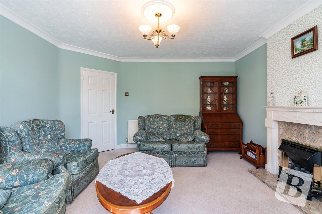 Property photo 2 of 15 Living Room