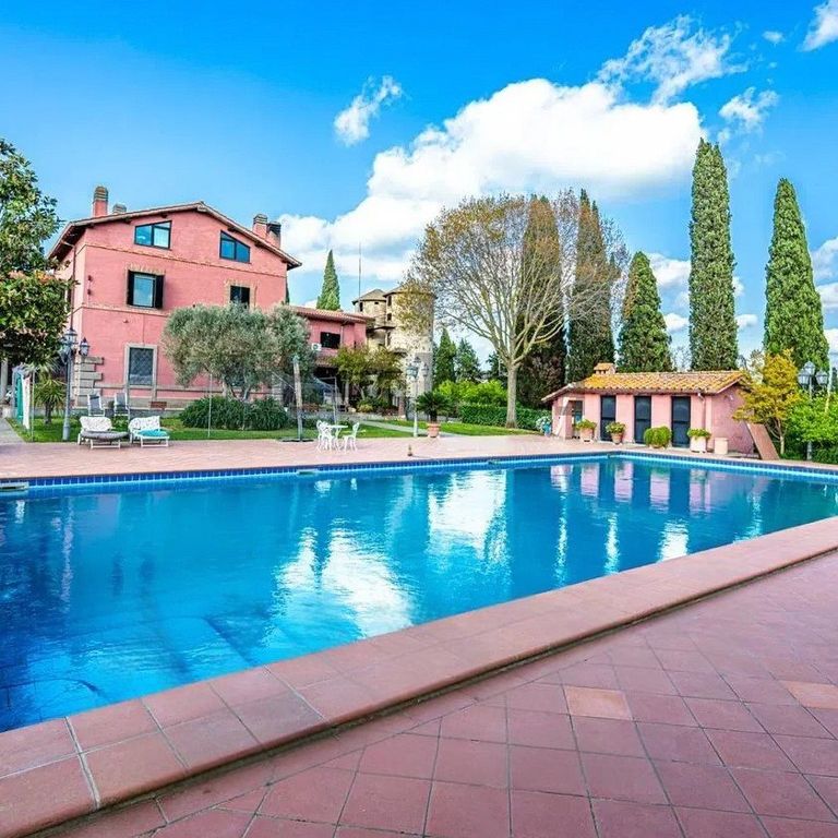 Property photo 1 of 19 Exclusive Villa In Rome With Heliport And Stables