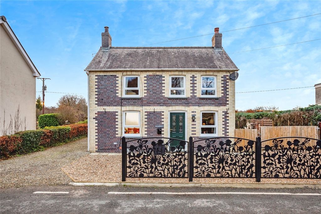 Property photo 2 of 23 Picture No. 34