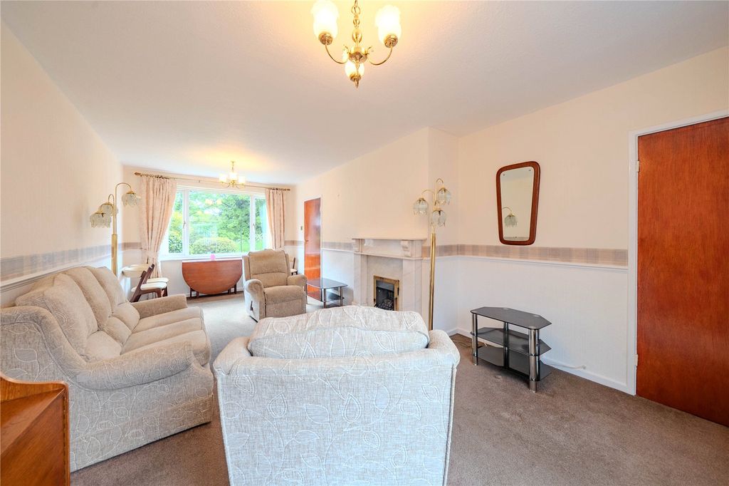 Property photo 2 of 20 Picture No. 04