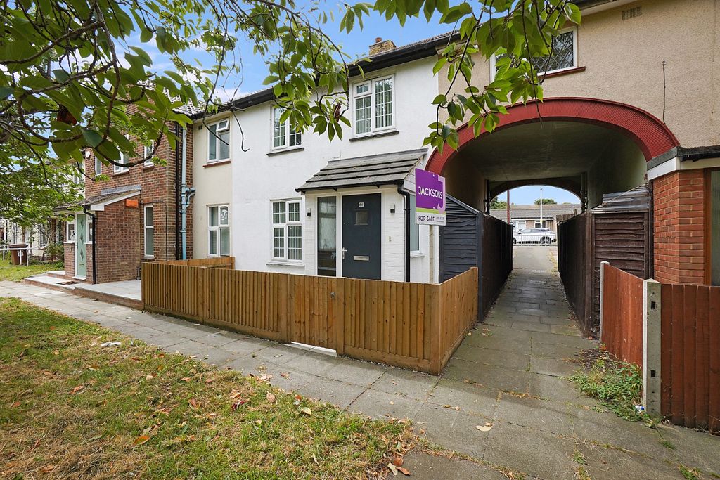 Property photo 1 of 13 4412863
