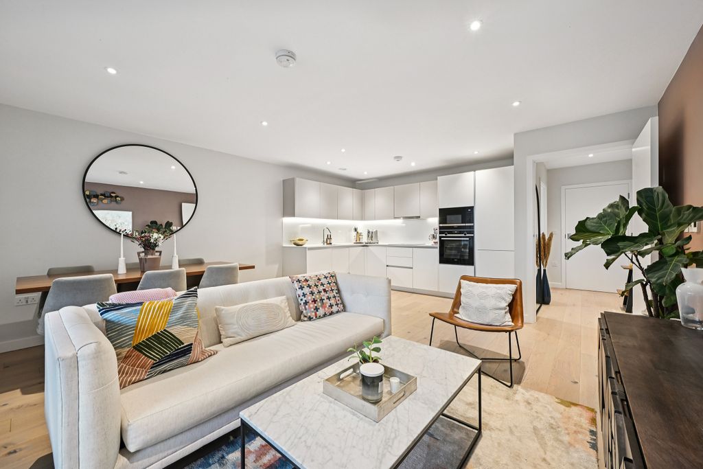 Property photo 1 of 23 Reception