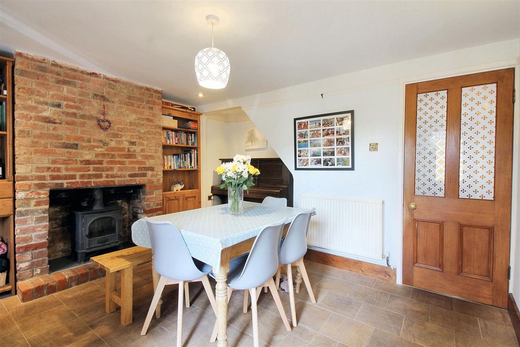 Property photo 2 of 18 7.Jpg