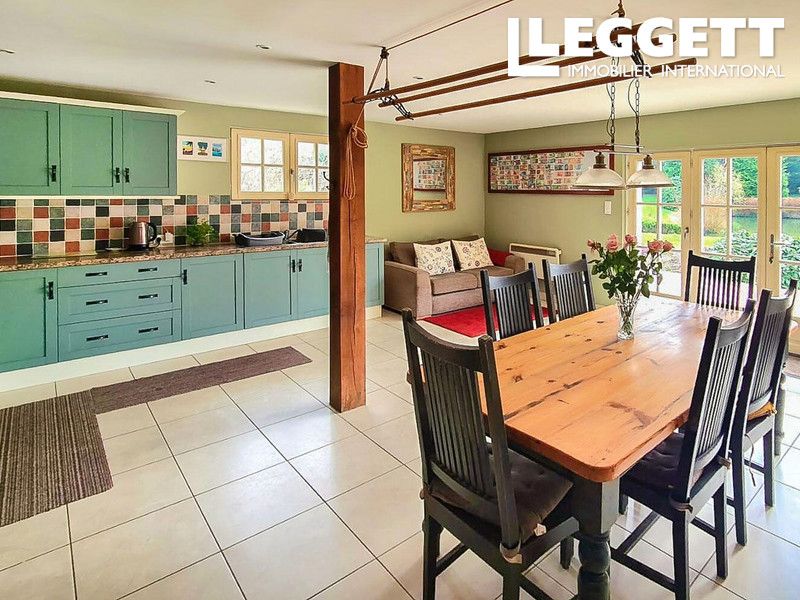 Property photo 3 of 10