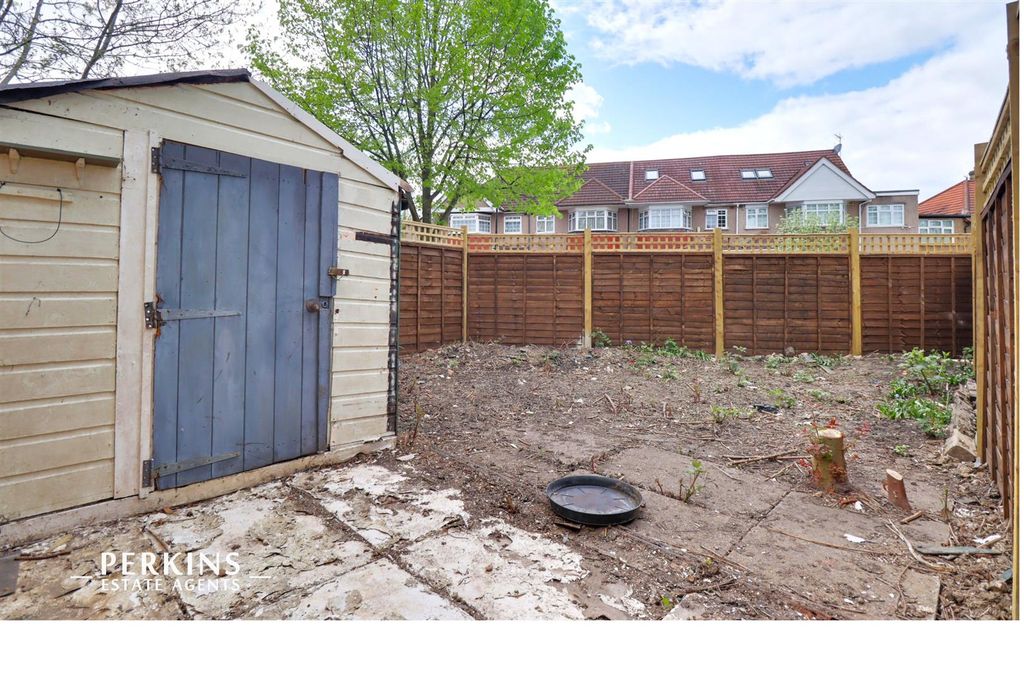 Property photo 2 of 7 Garden.Jpg