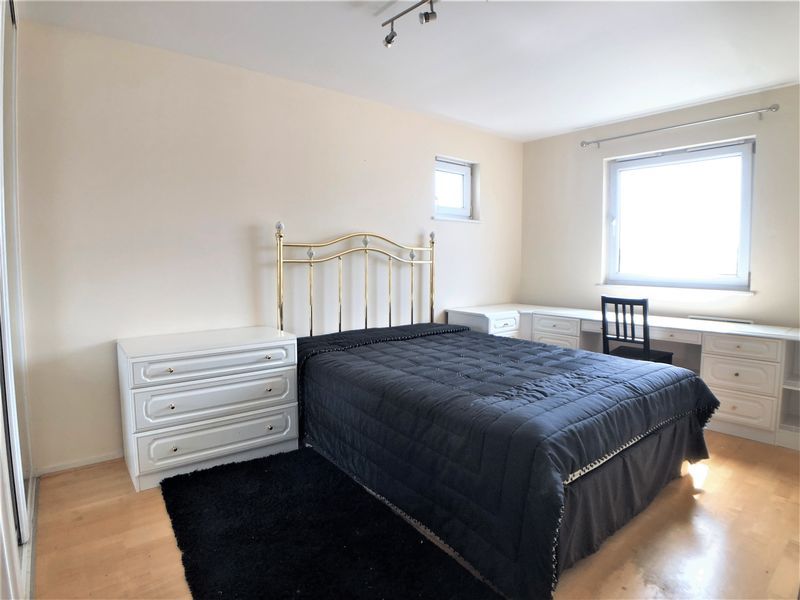 Property photo 3 of 16 Photo 23