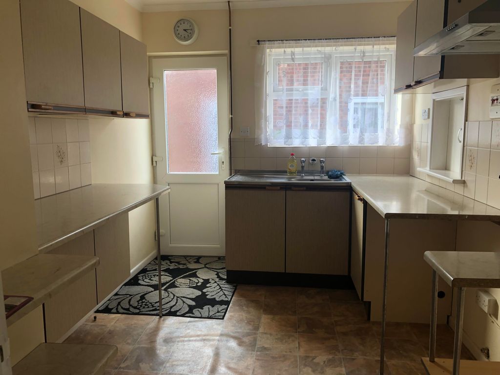 Property photo 3 of 10 Bedroom