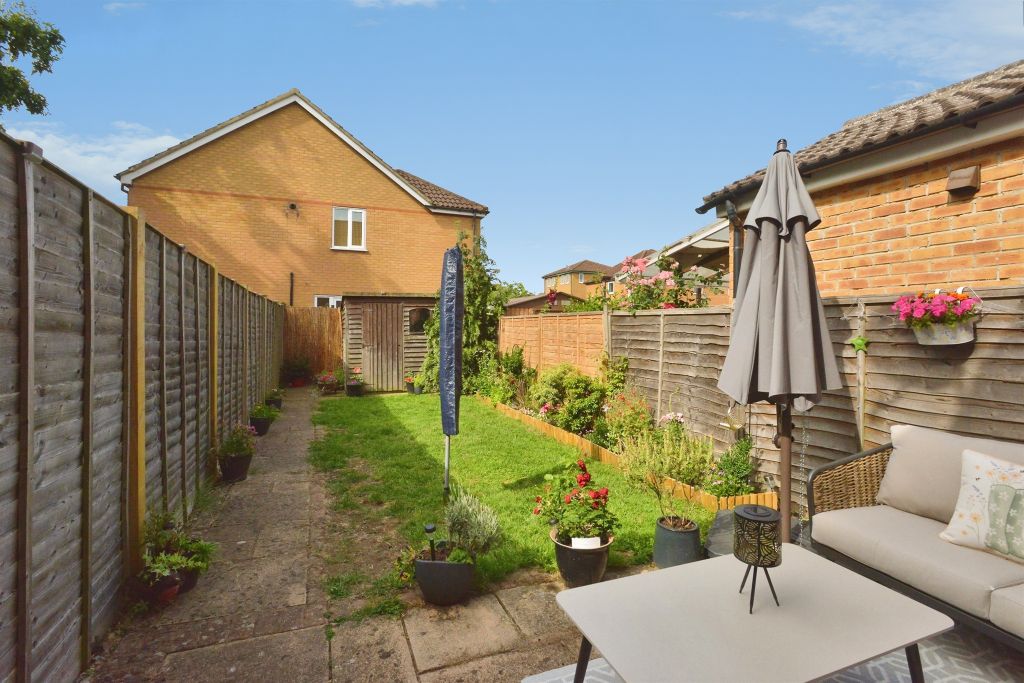 Property photo 2 of 11