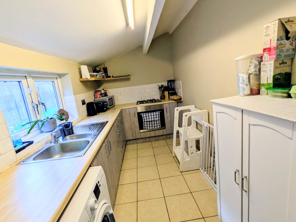 Property photo 2 of 17 1000037212