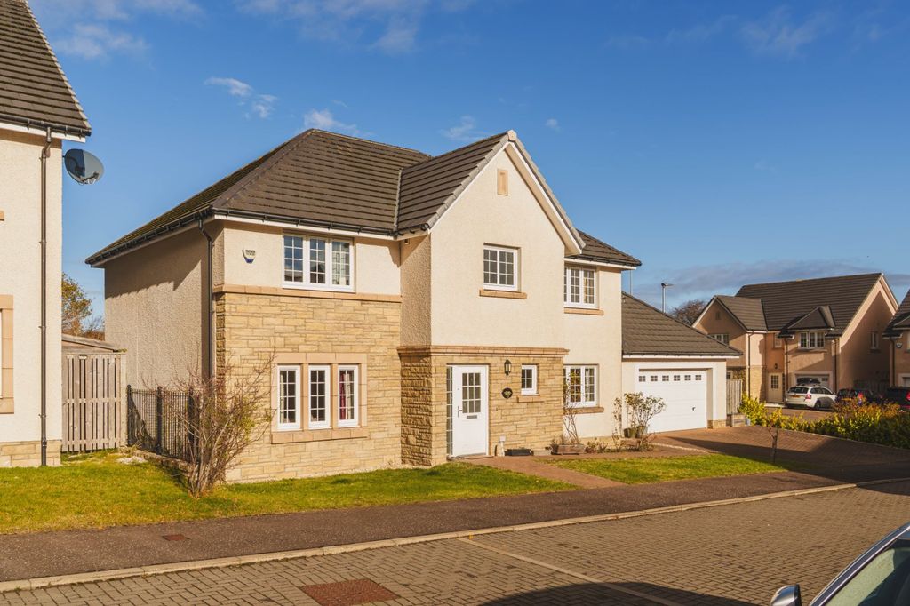 Property photo 1 of 47 Photo 1