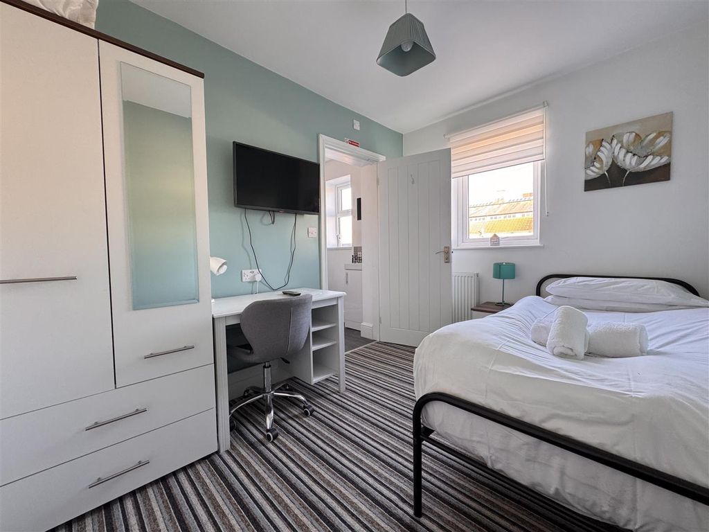 Property photo 3 of 10 Photo 09-01-2025, 12 20 02.Jpg