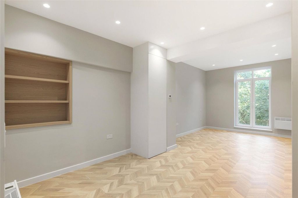 Property photo 1 of 10 Picture No. 01