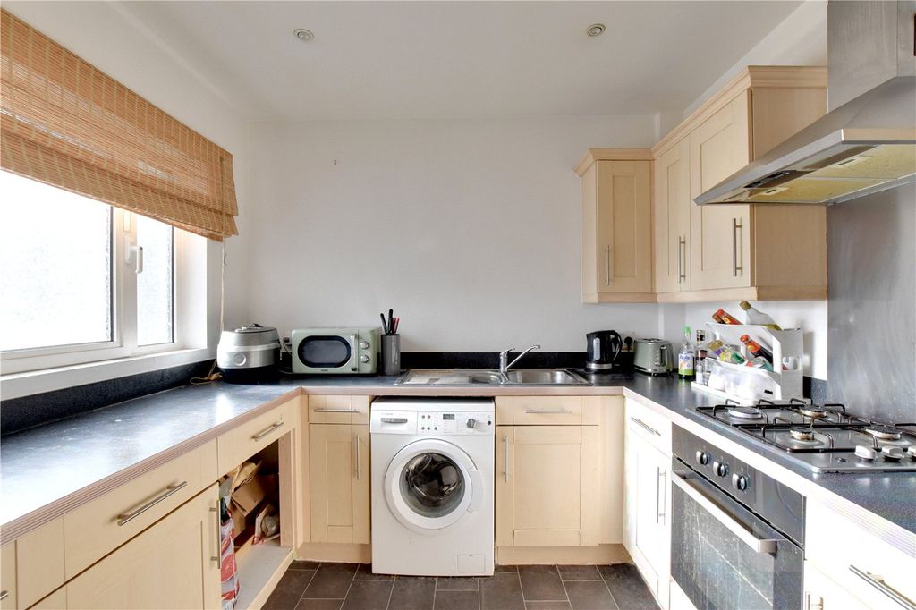 Property photo 3 of 15 Picture No. 21