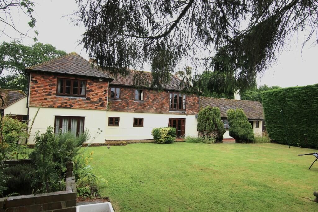 Property photo 2 of 5