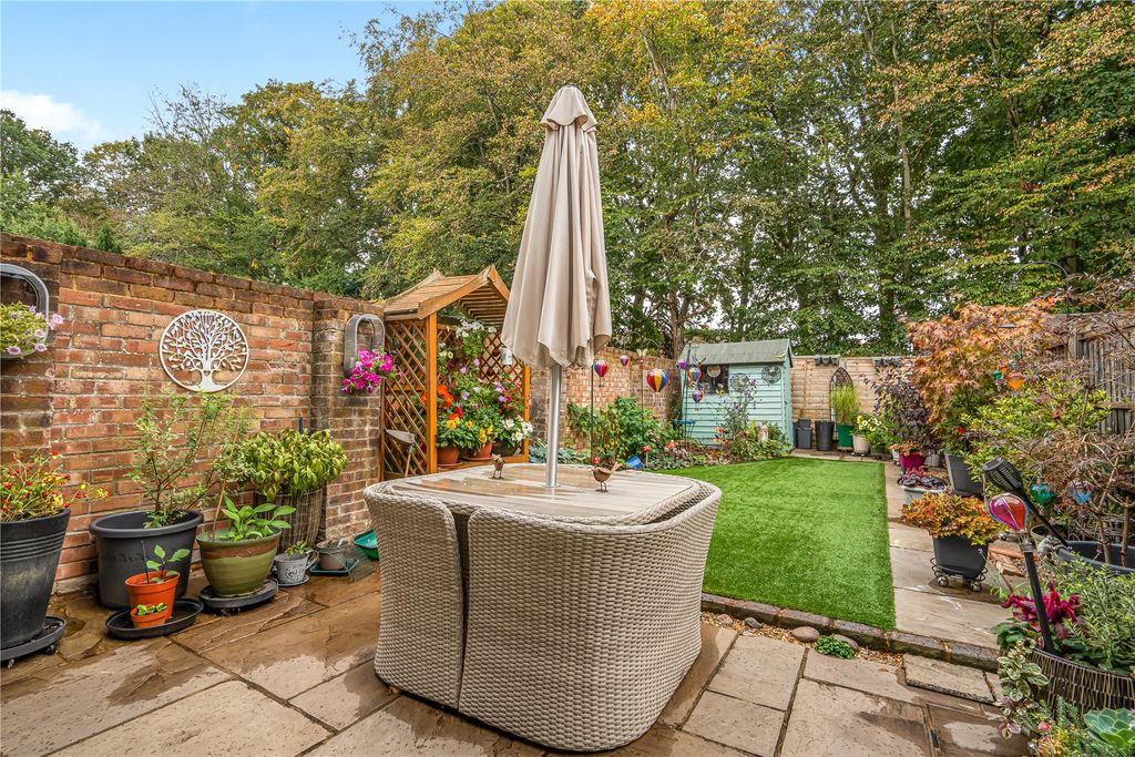 Property photo 2 of 12 Picture No. 05