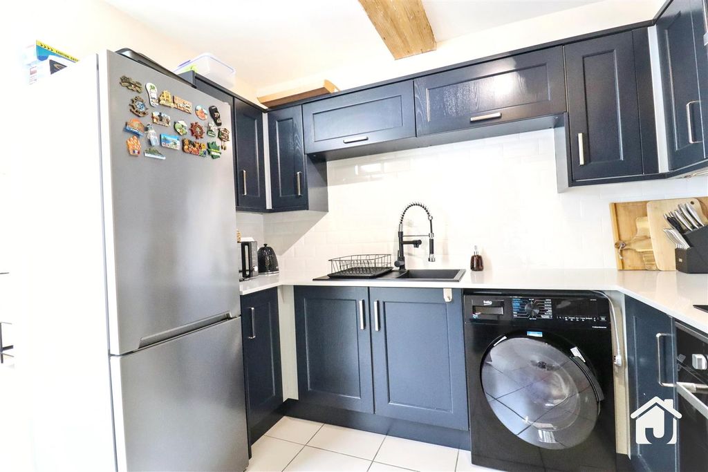 Additional image 5 of 2 bed flat for saleHooks Close, Anstey, Leicester LE7