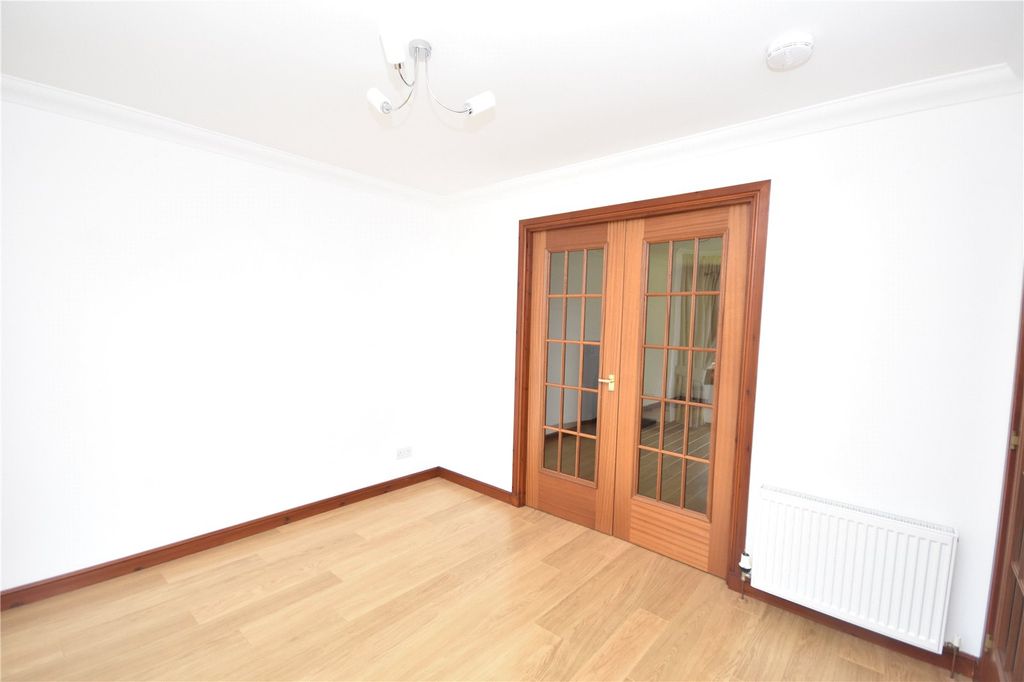 Property photo 3 of 18 Photo 3