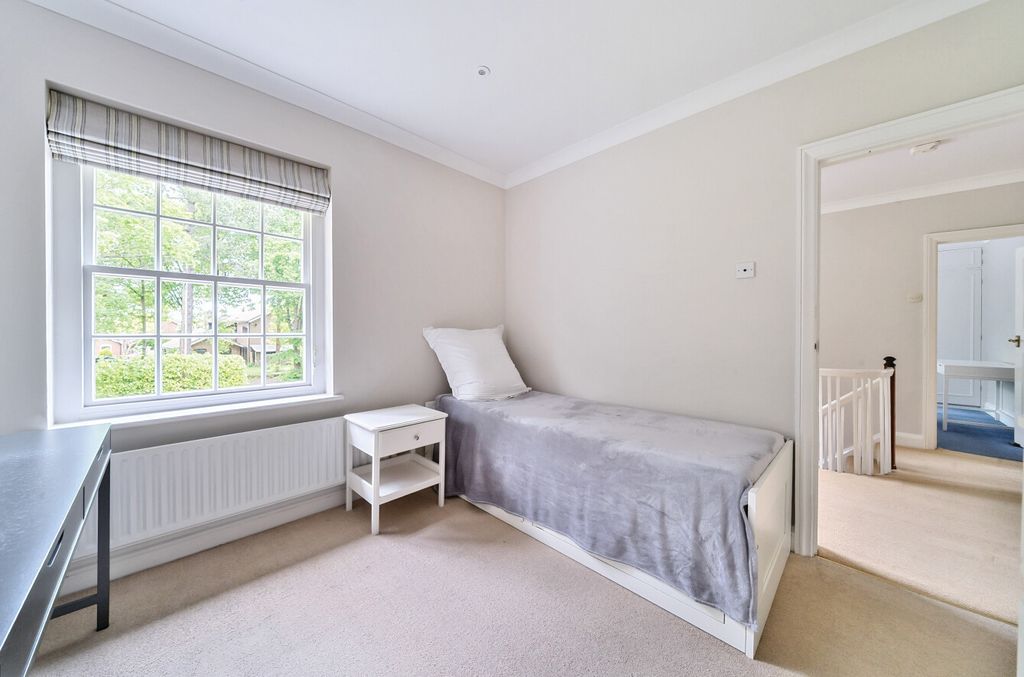 Additional image 30 of 4 bed detached house for saleGodalming, Surrey GU7