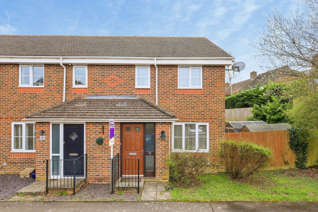 Property photo 1 of 17 Front View