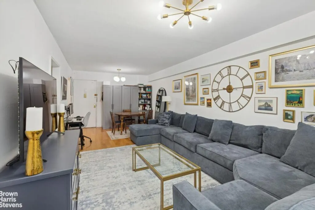 Property photo 2 of 8 <Alttext/>
