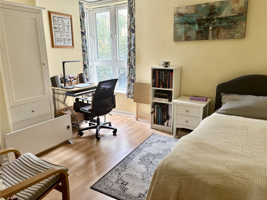 Property photo 2 of 5 Picture No. 05