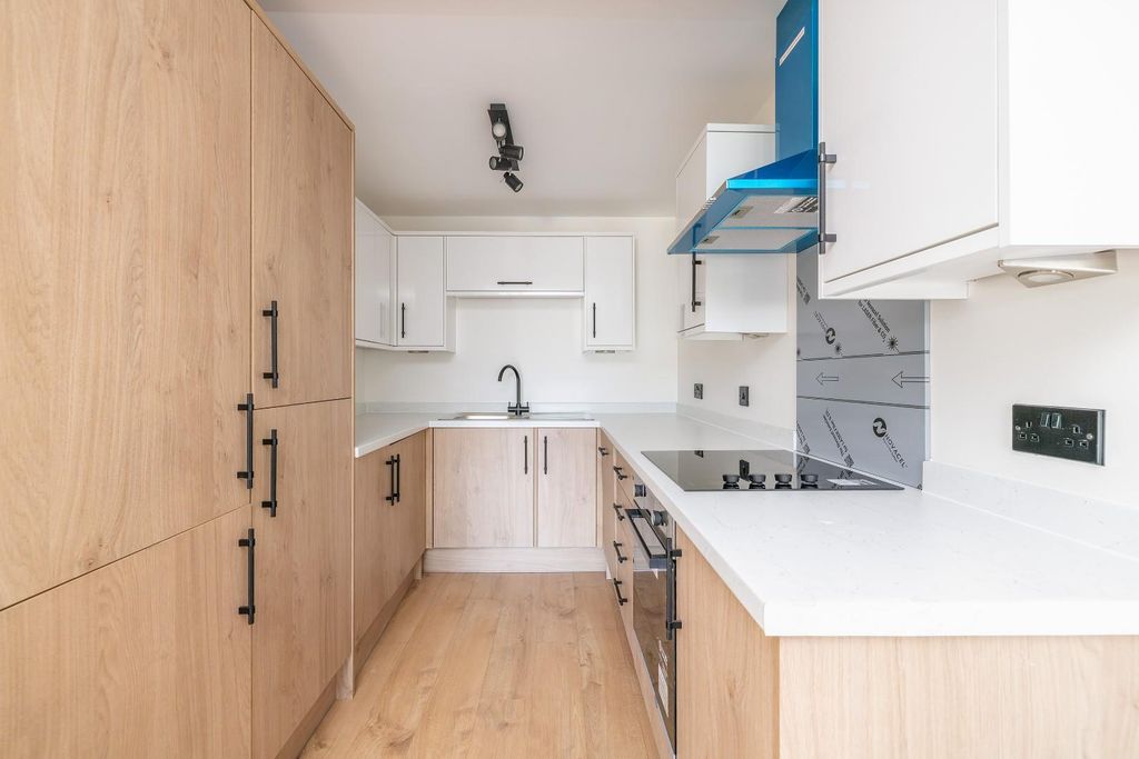 Property photo 3 of 13 014A4748-Charlien.Jpg