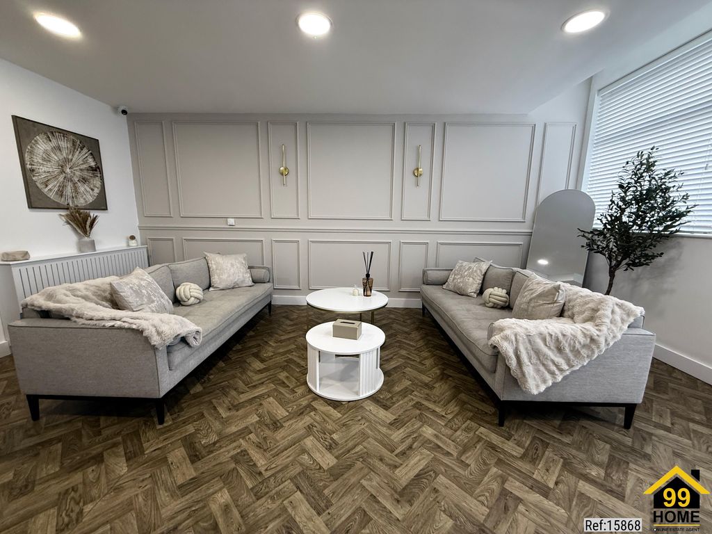 Property photo 2 of 19 Photo 1