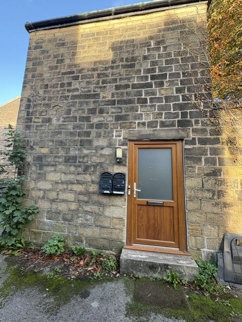 Property photo 2 of 7 Entrance