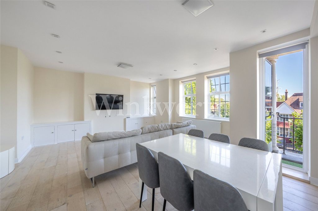 Property photo 1 of 13 Picture No. 09