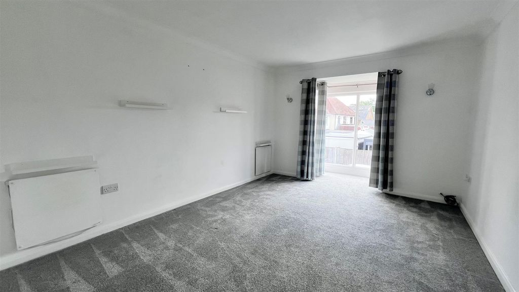 Property photo 1 of 9 1.Jpg