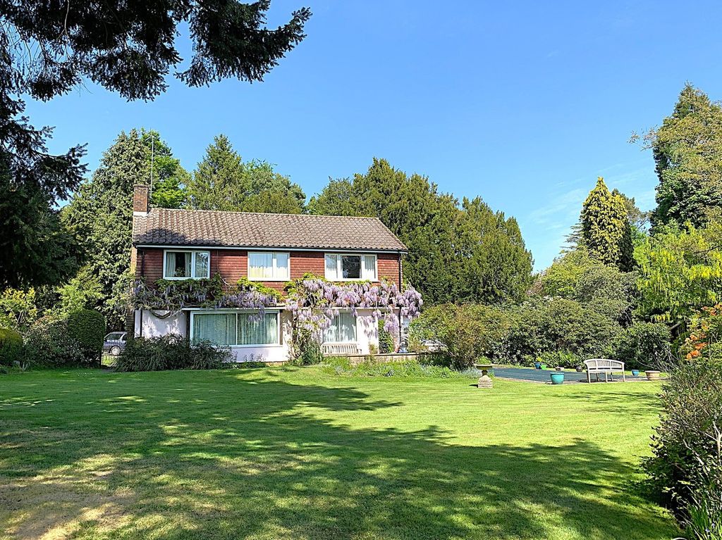 Property photo 1 of 31