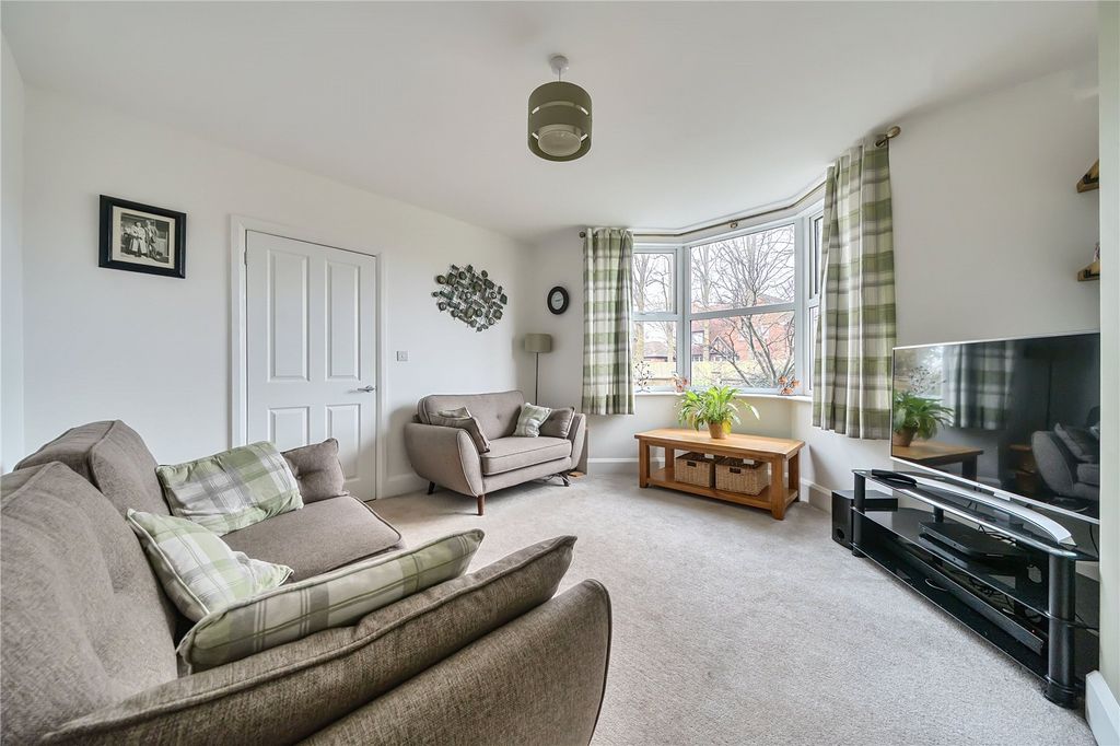 Property photo 3 of 21 Picture No. 60